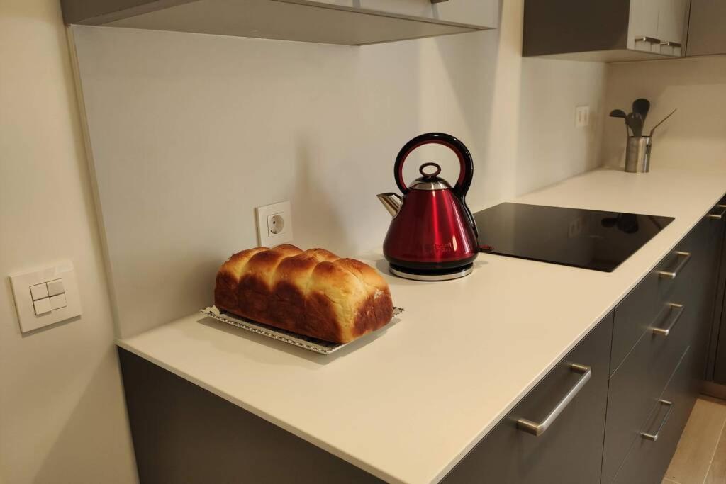 Larraina By Clabao Apartment Pamplona Bagian luar foto